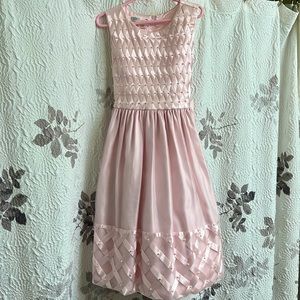 Beautiful pink party dress size 8 excellent condition